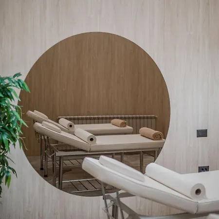 Samy In Odyssey Pool Fitness * מאמאיה