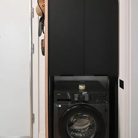 Samy In Odyssey Pool Fitness * מאמאיה